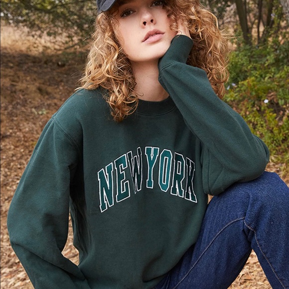 Brandy Melville | Tops | Brandy Melville Green New York Crewneck Sweatshirt  | Poshmark